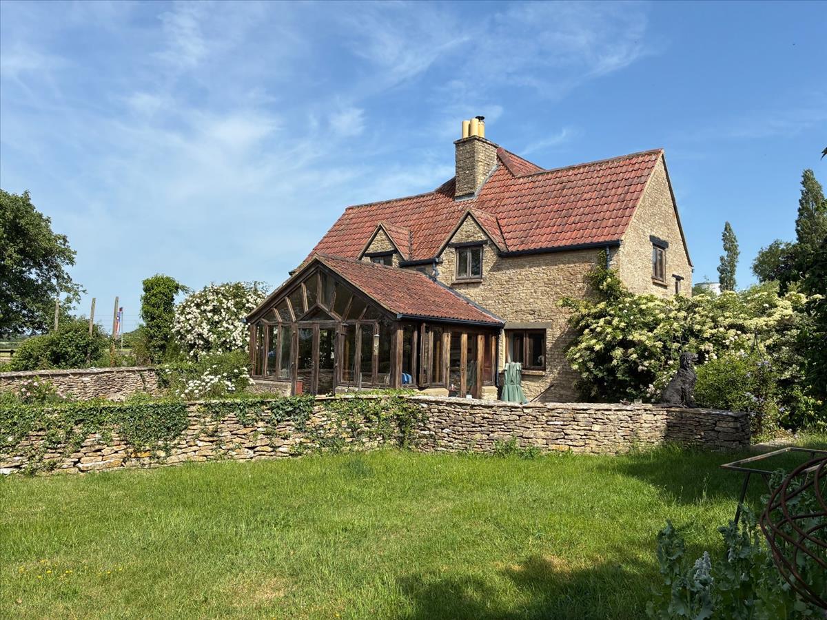 Property Image 3b0eba95-0c07-4a9f-a815-c4d863655ea5