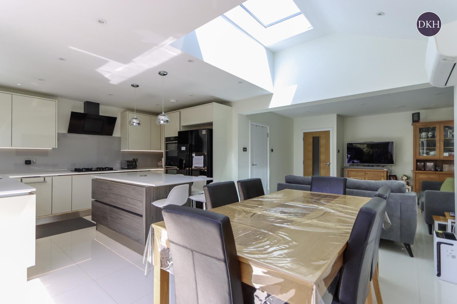 Property Image 3b13b966-82e9-4352-b8d2-f95e94d6bbfe