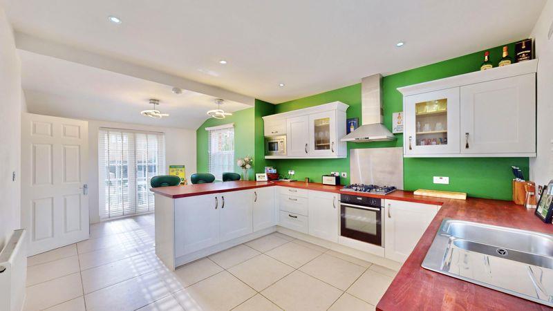 Property Image 3b2d1504-ed01-4995-9b8a-1a577123a010