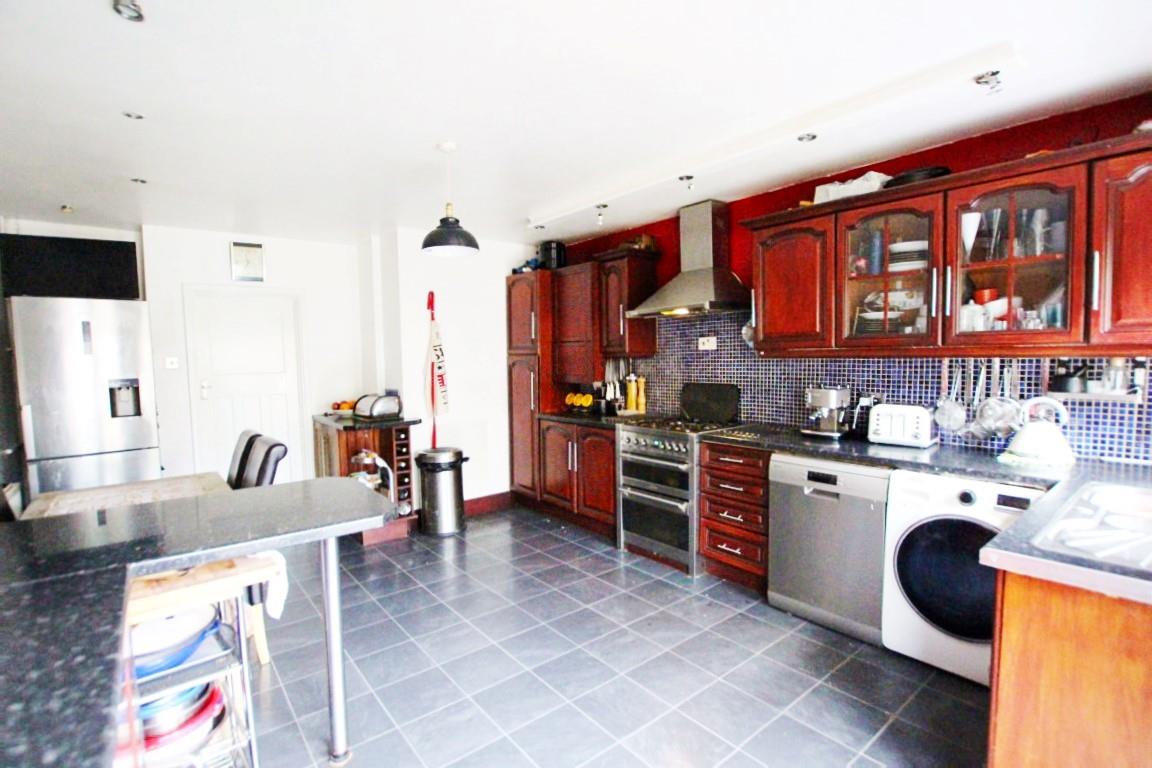 Property Image 3b344978-cab8-4c76-a5ac-f880528768e9