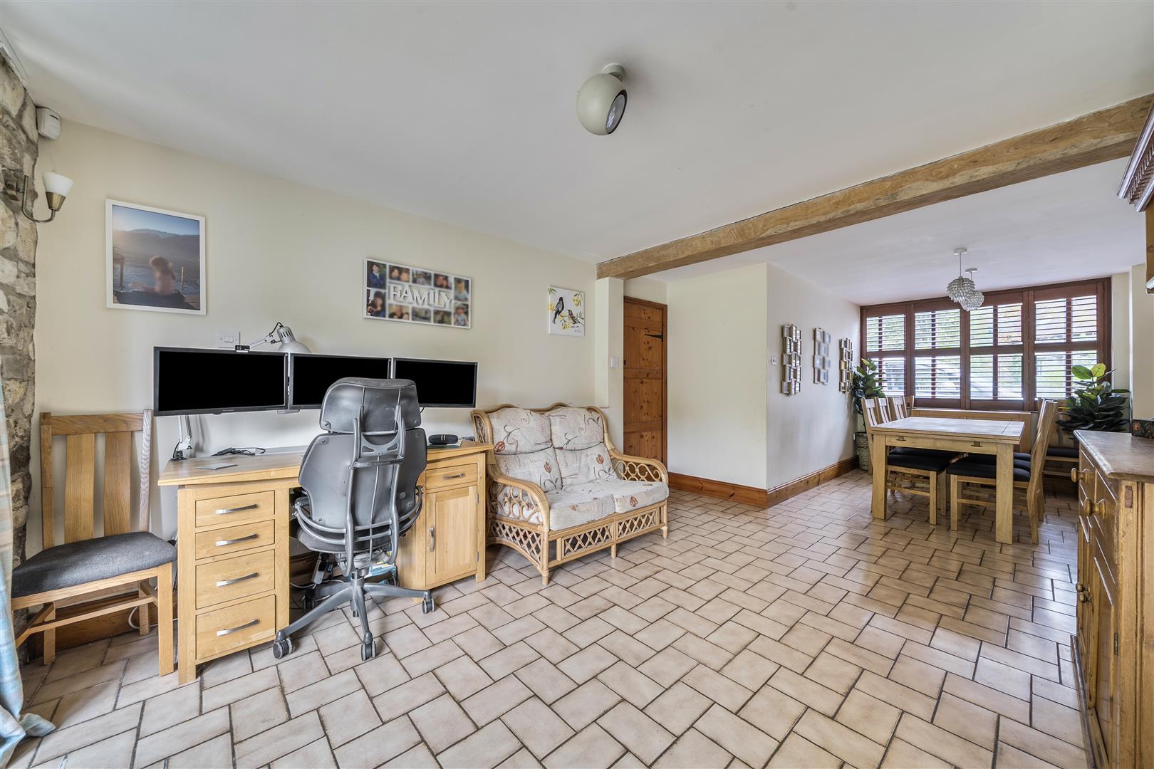 Property Image 3b4841de-99b6-47fb-8eab-c11f3ef03e50