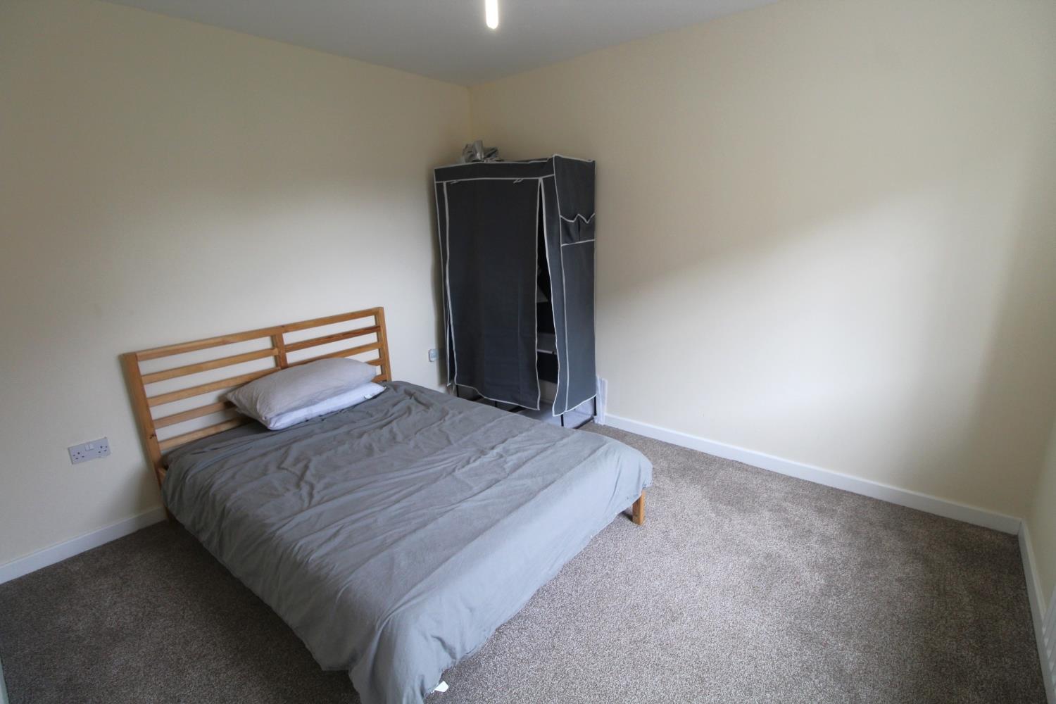 Property Image 3b4a0fd6-ccdc-4dcc-af5d-16115c081766
