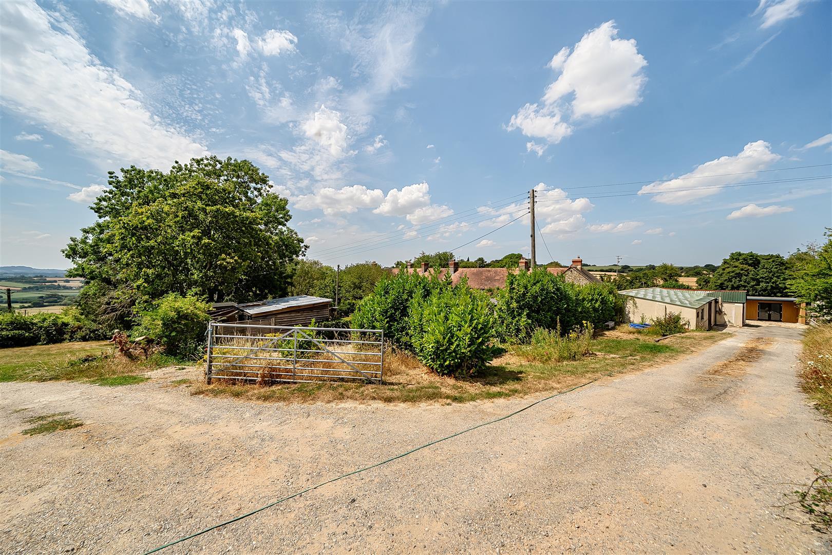Property Image 3b4f7fa4-3719-4279-b13b-145b49ab09f4