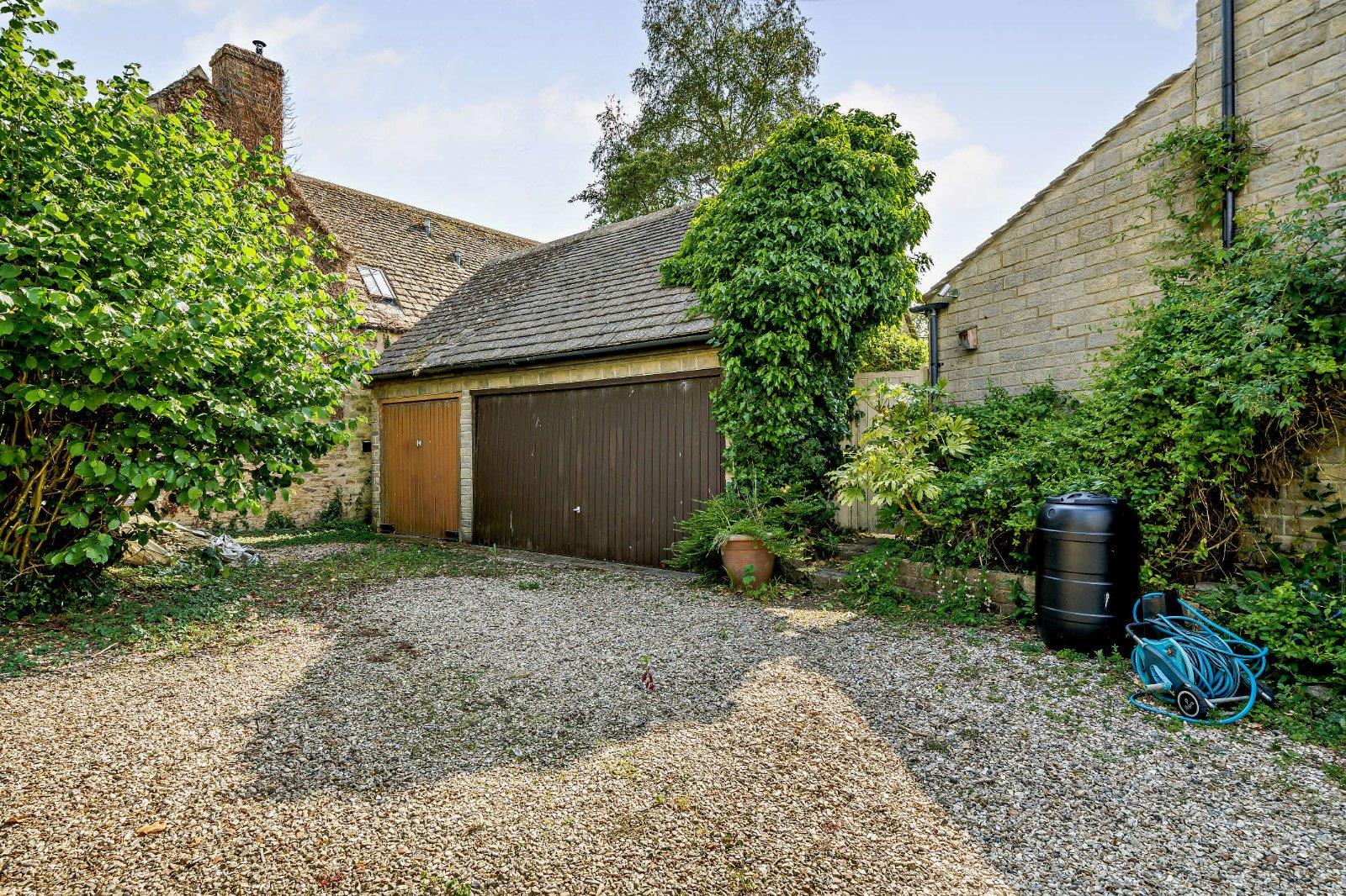 Property Image 3b50f21c-58ca-46f5-94fe-0f5bc2e957e9
