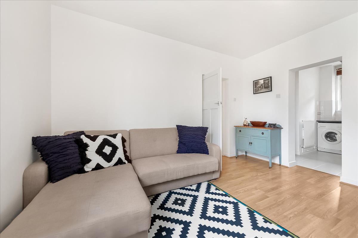 Property Image 3b5f8805-2e89-46cf-919f-1fc7398224bb