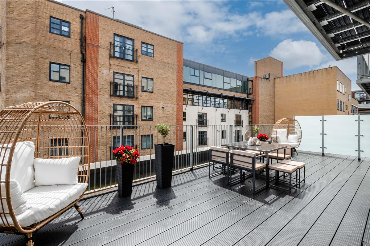 Property Image 3b60e8f7-97dc-4327-bc8d-2a2ac25df1c2