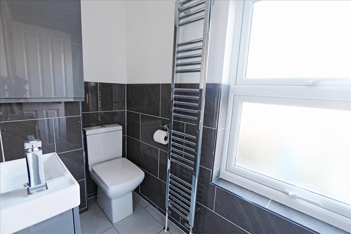 Property Image 3b629662-56c4-4841-8367-b2b33cac0373