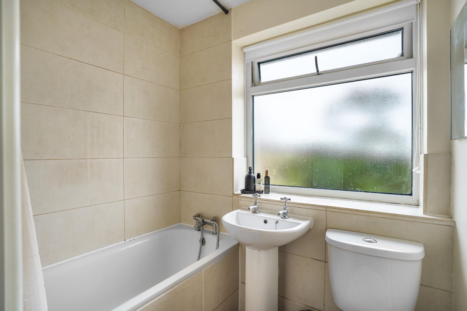 Property Image 3b78a36c-6e49-4b8c-ba49-5772931a09d0
