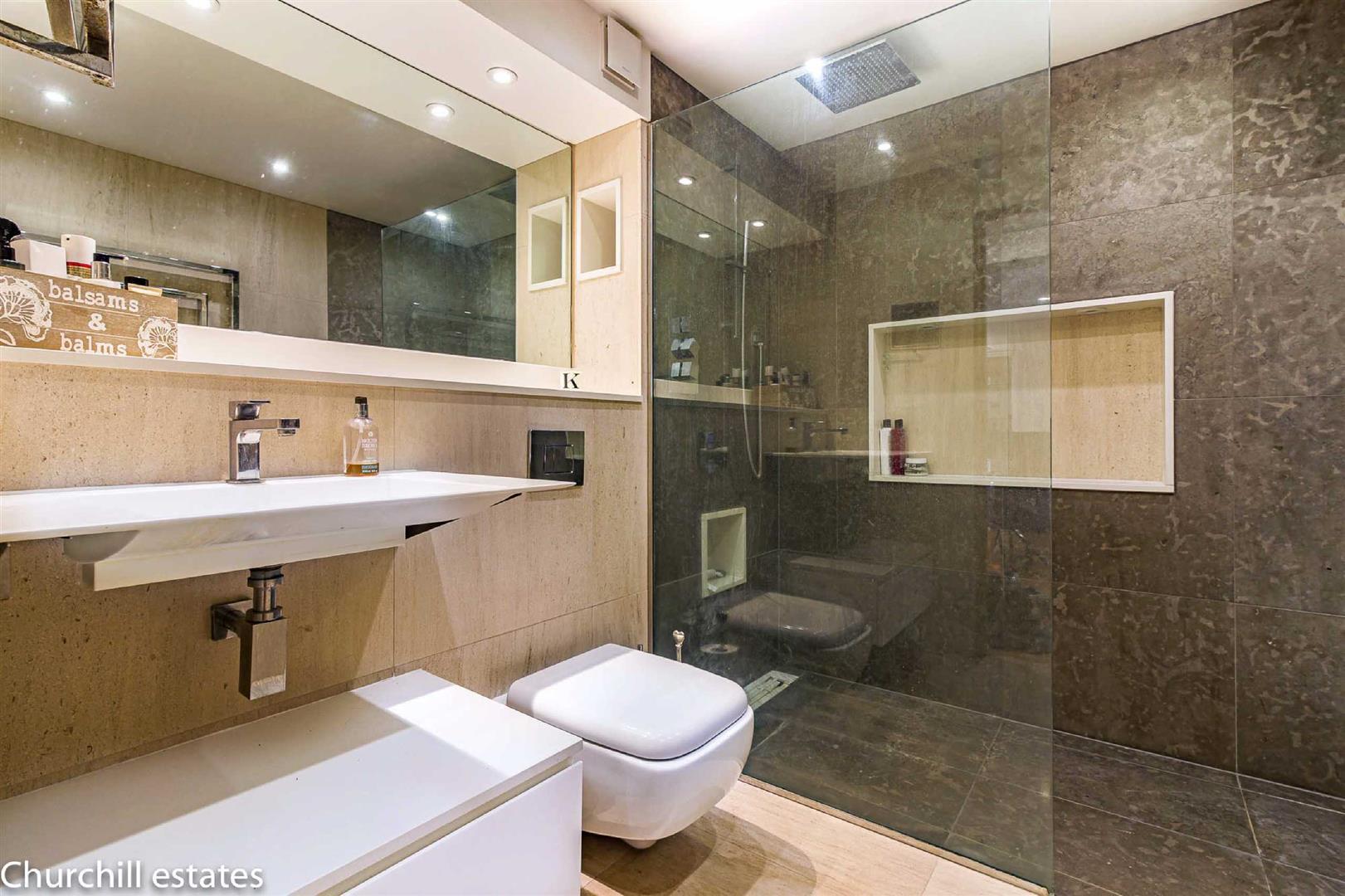 Property Image 3b845e7f-7bf6-4979-a387-3aa92db7320d