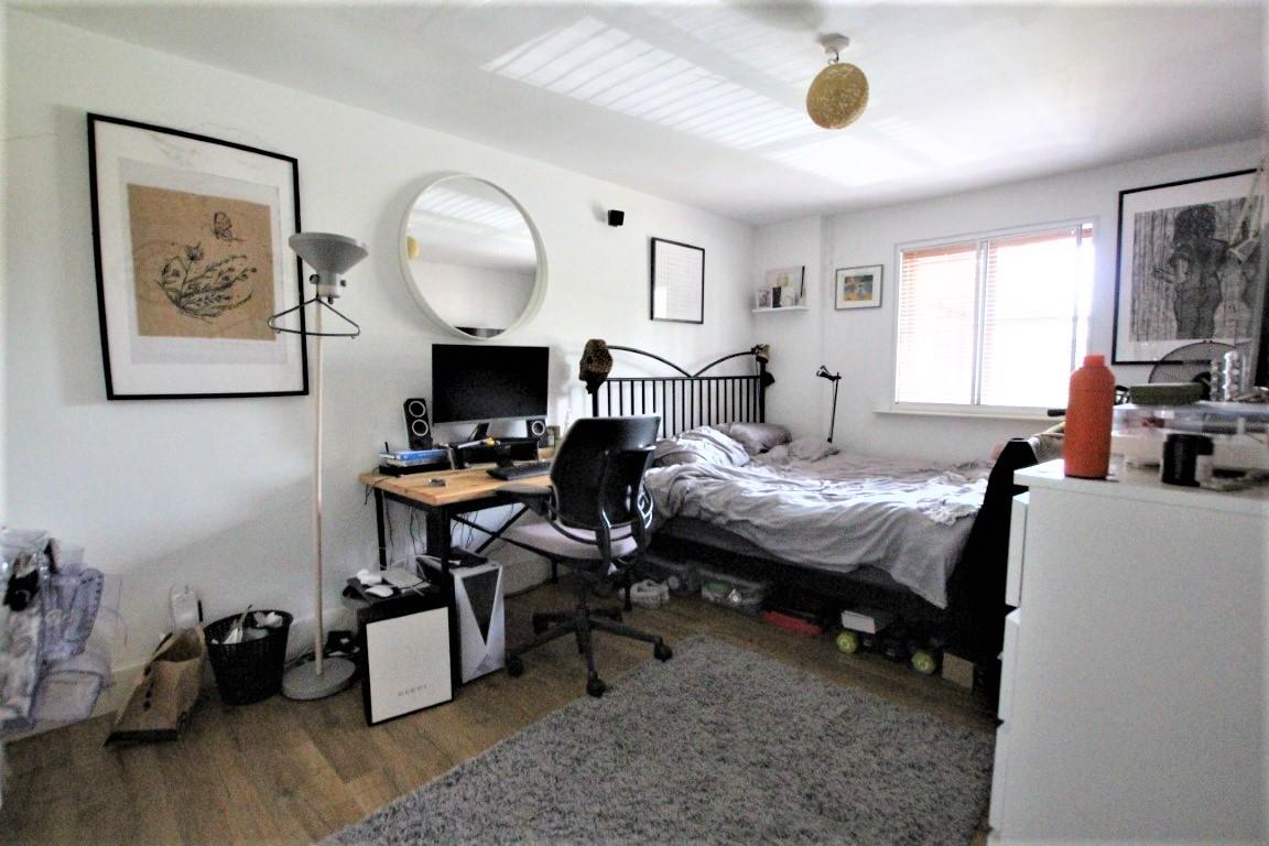 Property Image 3ba0be5a-517f-4c2c-9b70-767daa5e2cb5