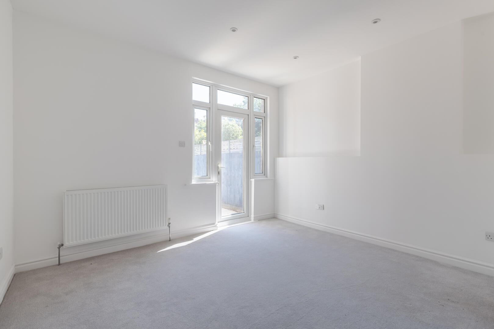 Property Image 3ba5b295-cdd2-46cd-a43a-c0e79231105e