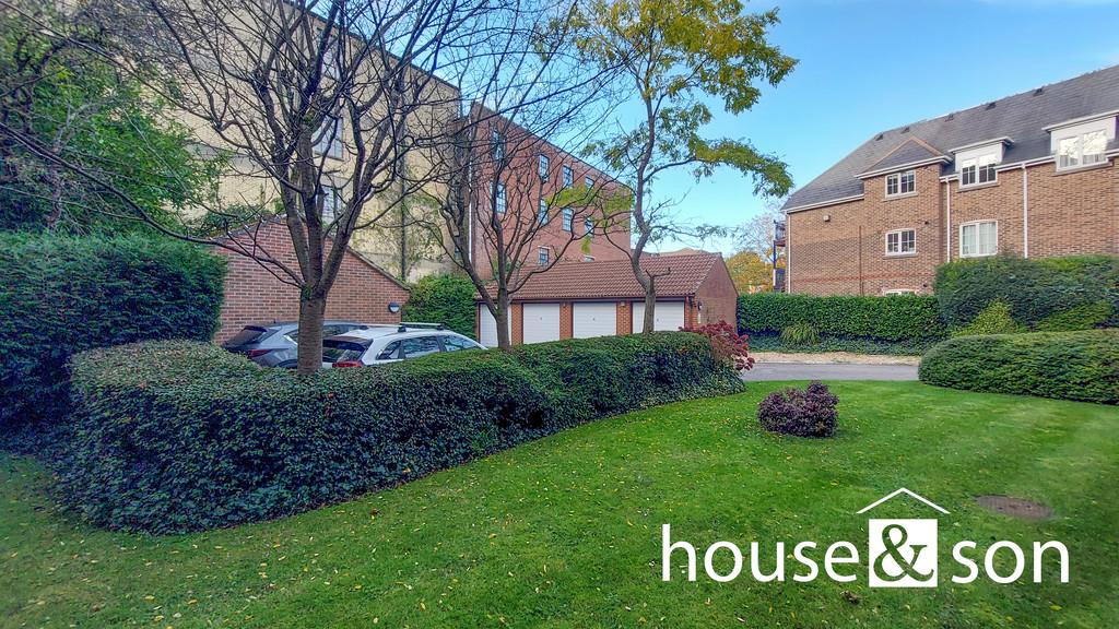 Property Image 3bf126a0-4042-4de5-be83-0c448b54ebe6