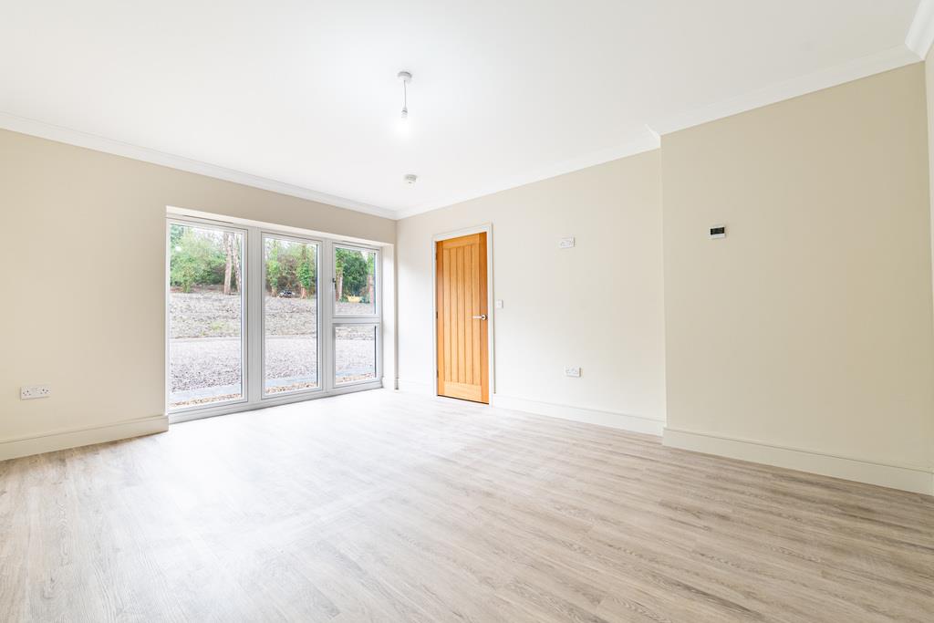 Property Image 3c0a050d-857d-4c00-b932-f5741fc1b3fc