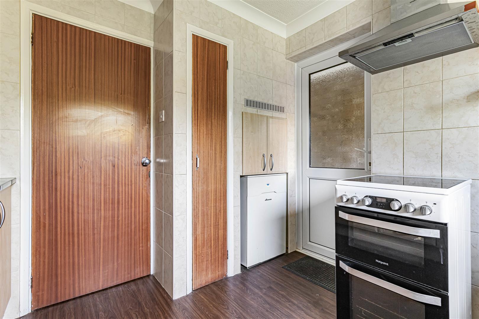 Property Image 3c1b1736-d2c4-4831-a608-491a05660cbf