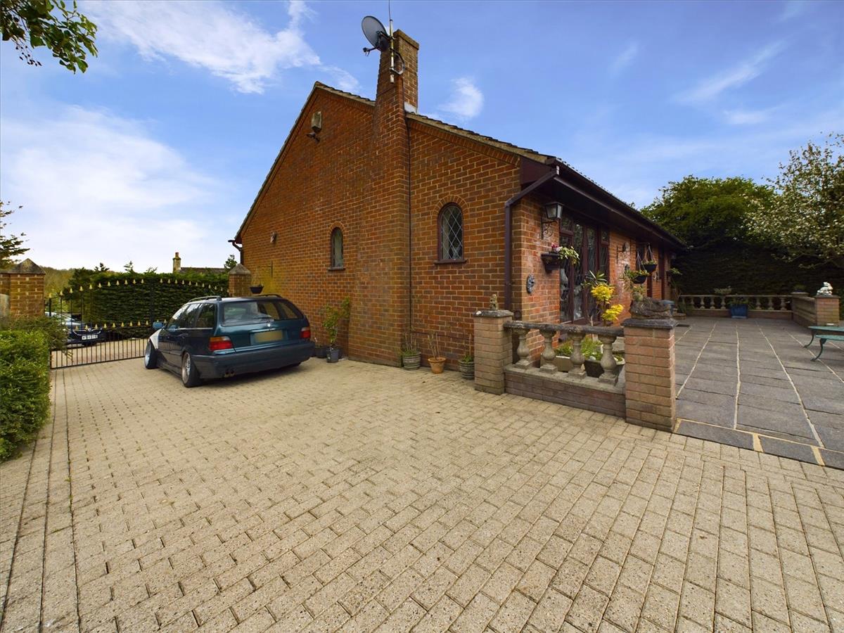 Property Image 3c2718a7-184c-4046-8c95-6c6f65390c62