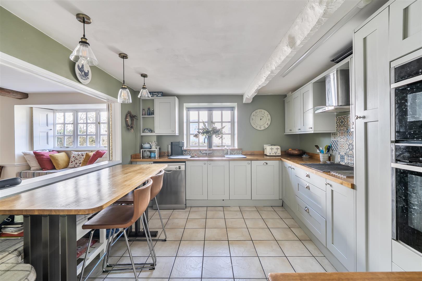Property Image 3c38e6e5-0f23-4812-bfb2-937d63b77cbc