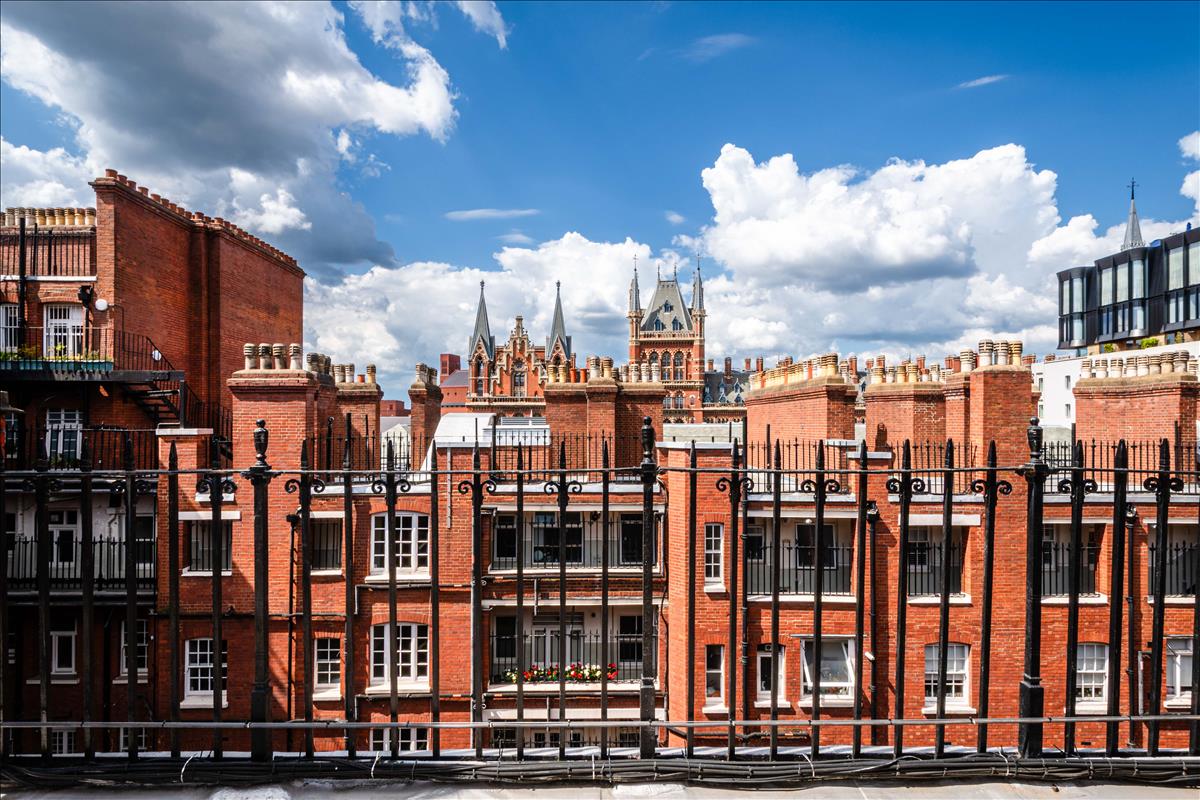 2-bedroom flat for sale in Queen Alexandra Mansions, WC1H. Rooftop view
