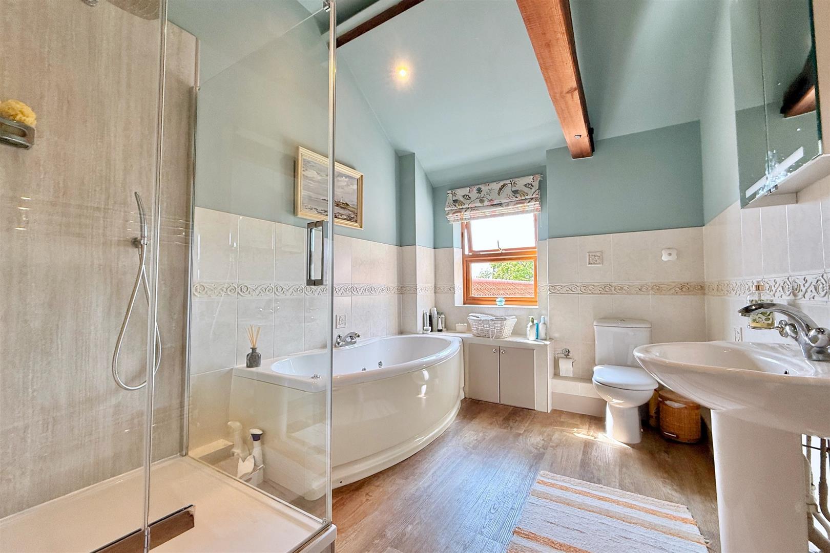 Property Image 3c4b332e-3276-4d78-8a42-67ce83e5d17a