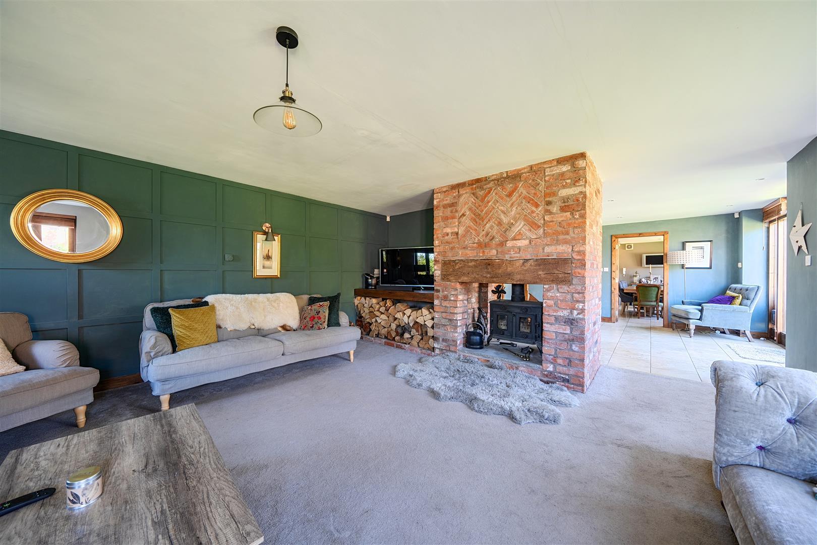 Property Image 3c6fcf21-96fa-40bb-b000-079e59a94cd1