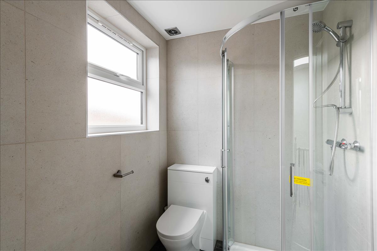 Newly refurbished four double bedroom house with garden on Bushberry Road E9 Homerton
