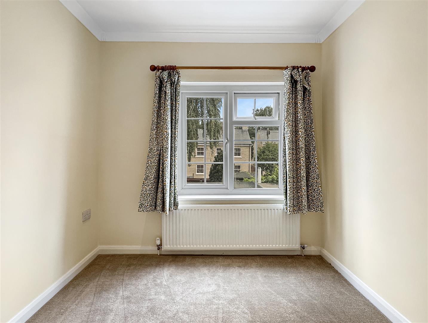 Property Image 3c7df52a-80eb-42d2-a374-2a5628e8122f