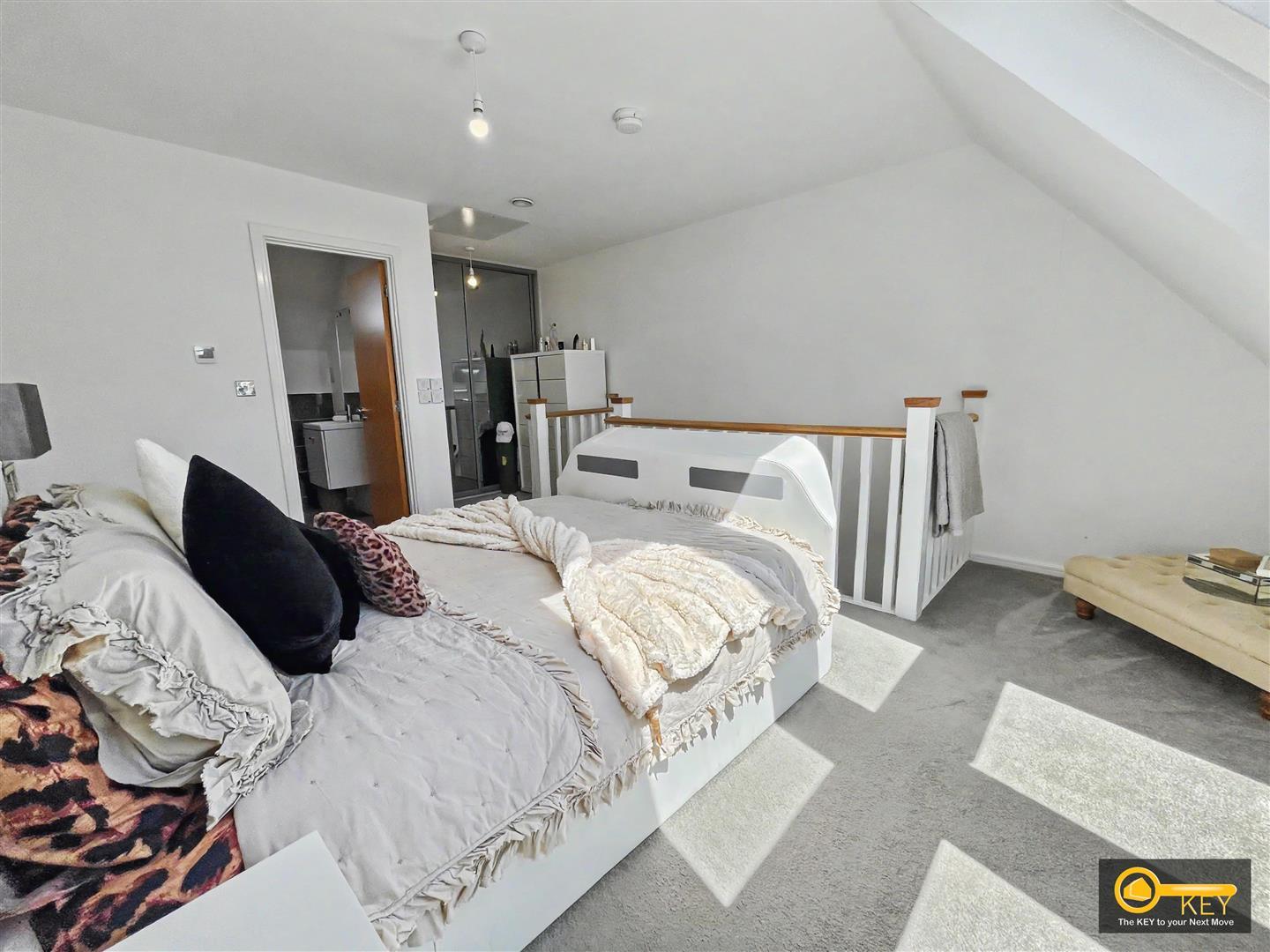 Property Image 3cc14985-6e71-4144-98bc-7d2d22251ffb