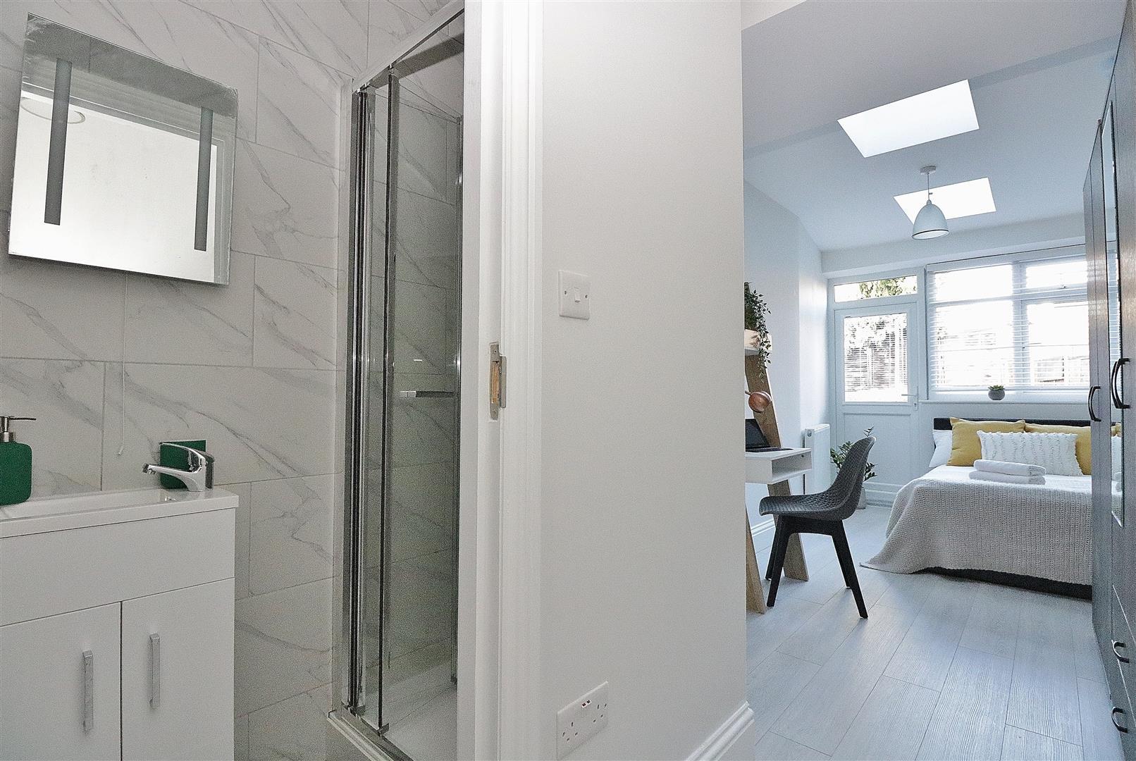Property Image 3ccbe8ed-e145-428f-beaa-da0cae048600