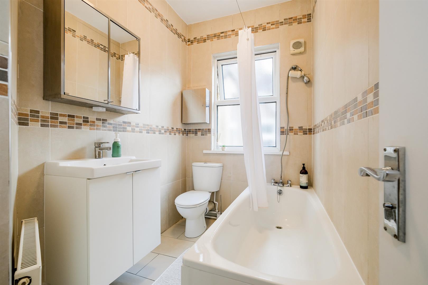 Property Image 3ccff3dc-9ce7-4af7-82cd-6be7672aaef9