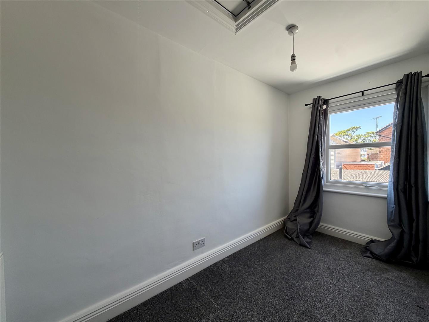 Property Image 3cefd118-819c-46de-b3d1-29b6160b8f0c