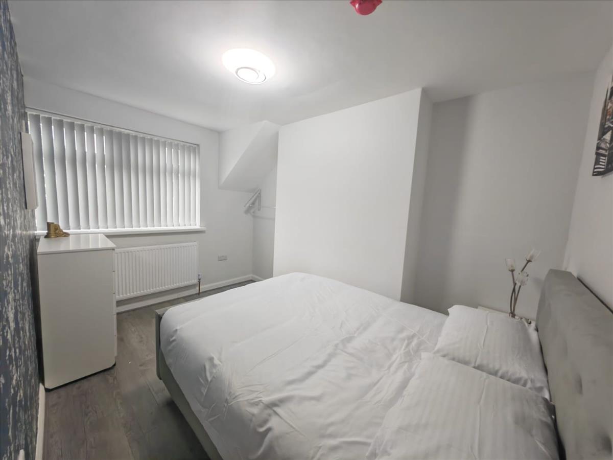 Property Image 3cfbfe66-358f-4bc9-a571-0983312f00b1