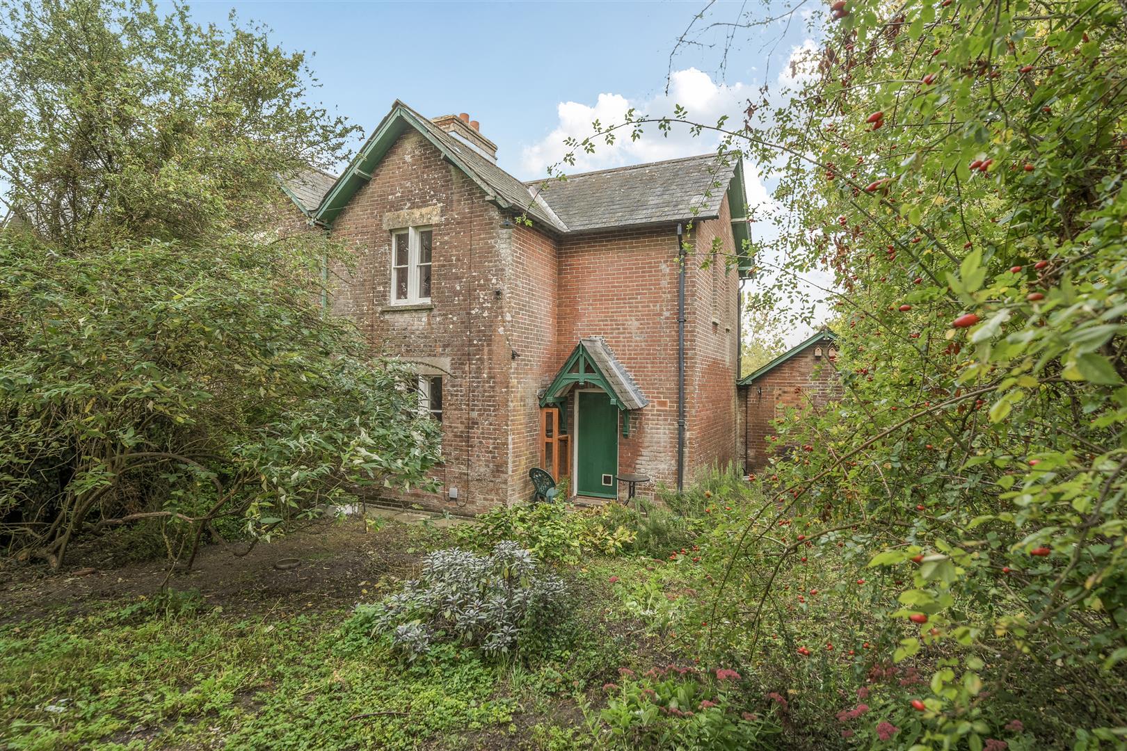 Faulstone Lane Bishopstone, Salisbury, Wiltshire, SP5