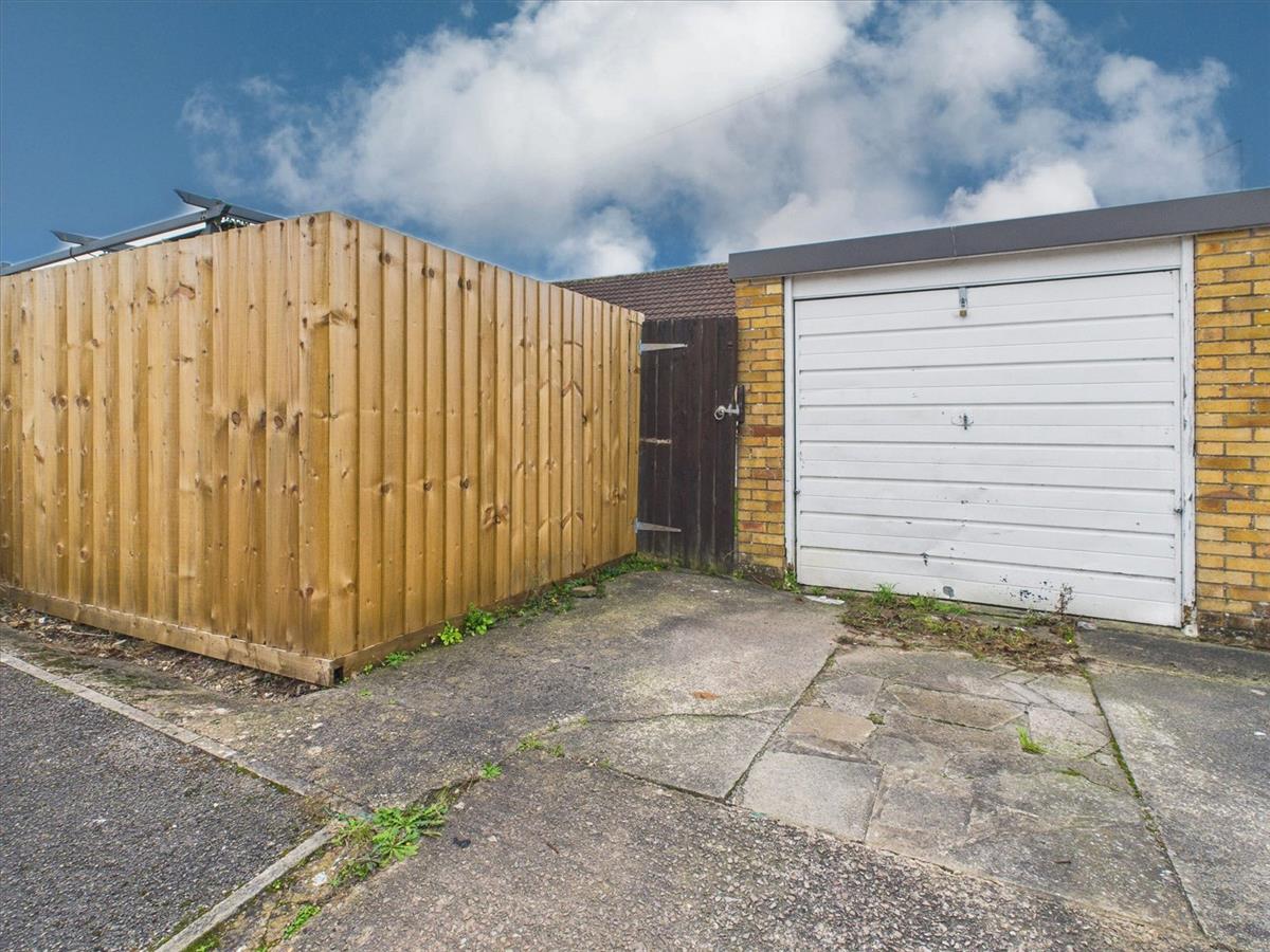 Property Image 3d368357-cb69-41d3-9dbf-e331a1386244