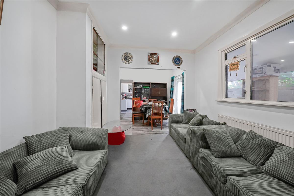 Property Image 3d47bb32-be95-483d-a70f-0d637550f896
