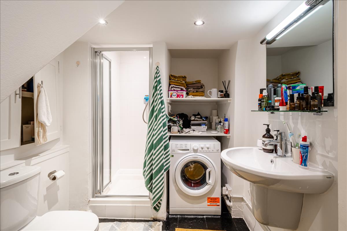 Property Image 3d4b8d64-c479-40e9-8be9-46ccc302d6db