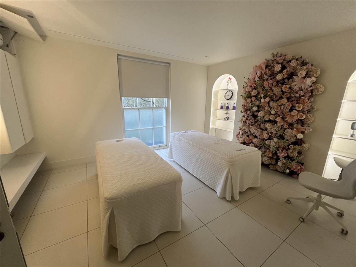Property Image 3d4fb9ea-5ce0-40ca-8ce6-08f1cfeaf154