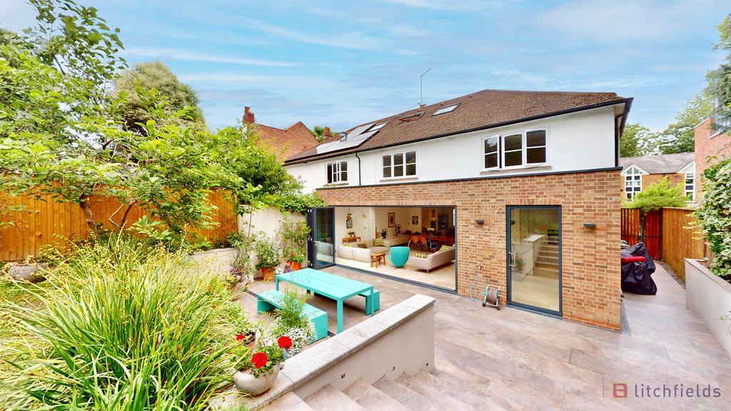 Property Image 3d5a0e93-9a68-47d2-beb6-ebf736a9917c