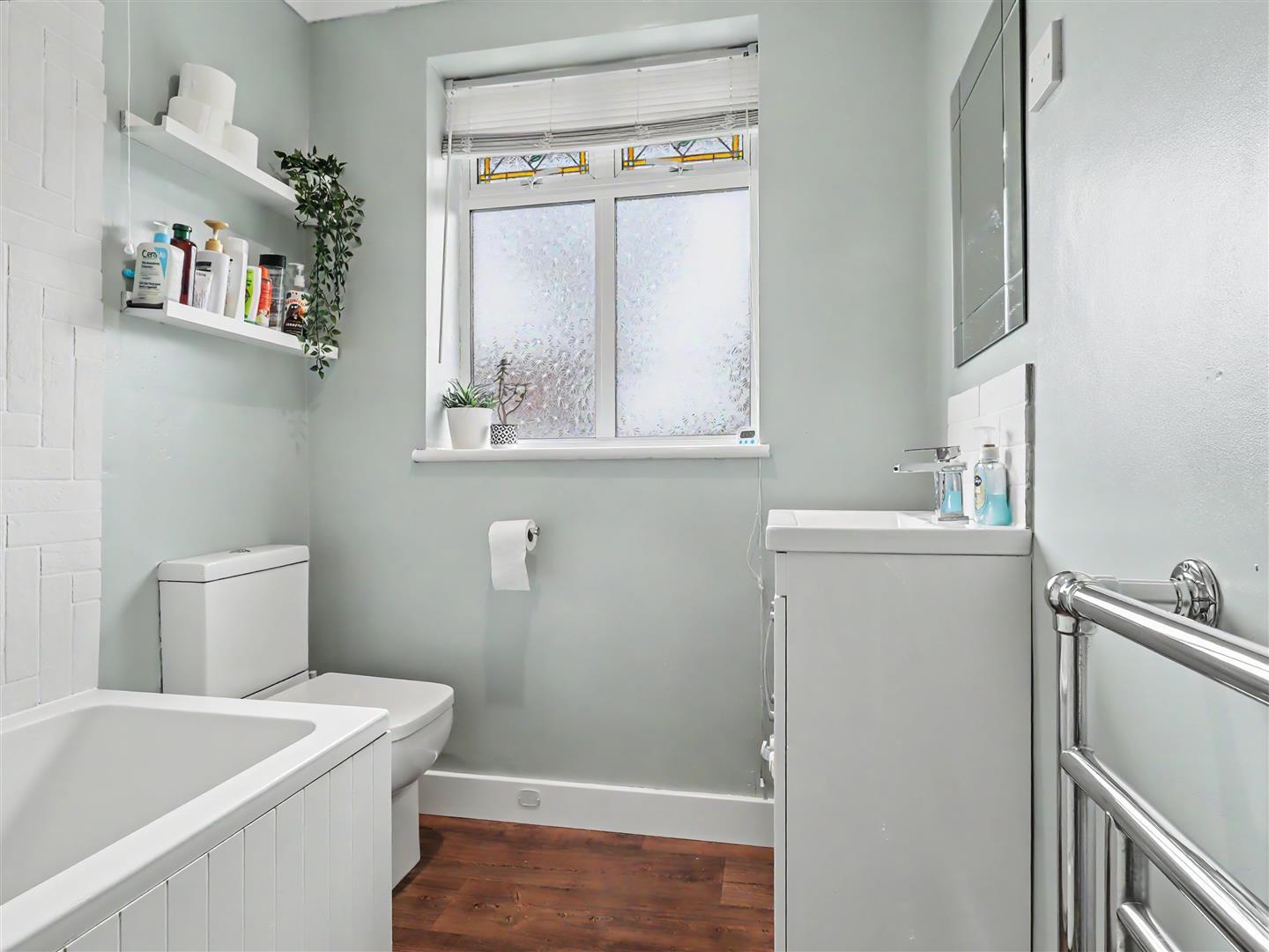 Property Image 3d5a1250-8654-4875-9ed0-9c4dfcd563d2