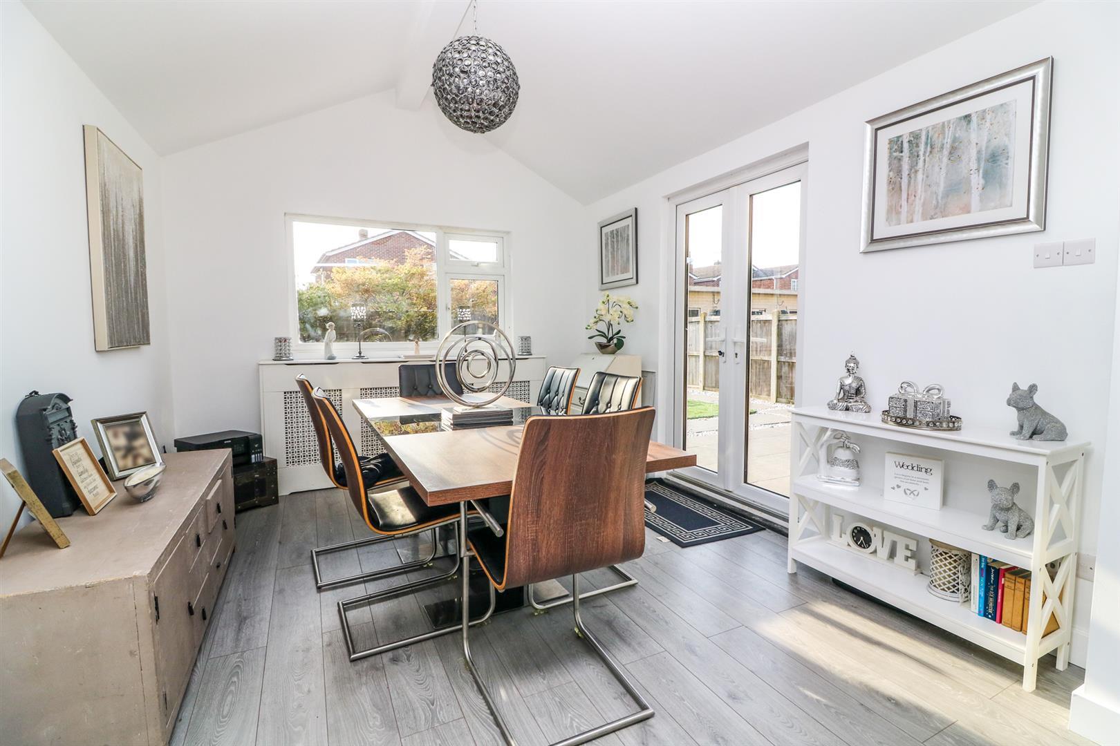 Property Image 3d61fca4-d723-4af2-8982-8b8388b3f7b7