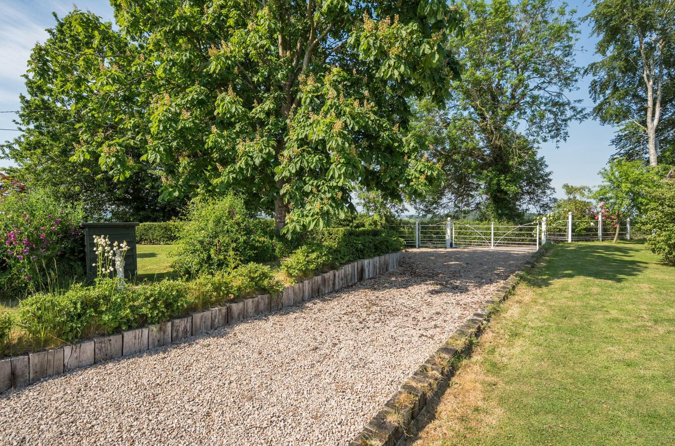 Property Image 3d649e43-caba-4f18-b8a6-a9048c52b8c6