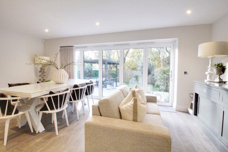 Property Image 3d66edf2-a4d7-47b4-b55c-c8928894f021