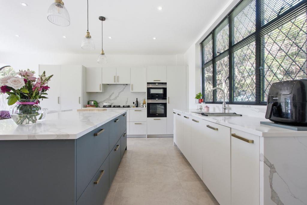 Property Image 3d6e6c53-fa14-4887-8d1e-168cea7fbaba