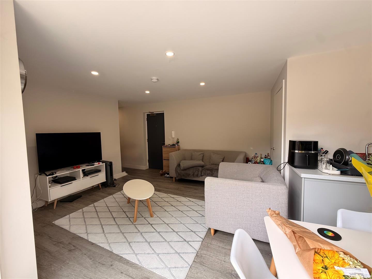 Property Image 3d786b84-4cda-4edf-9058-a9ce0bf33889
