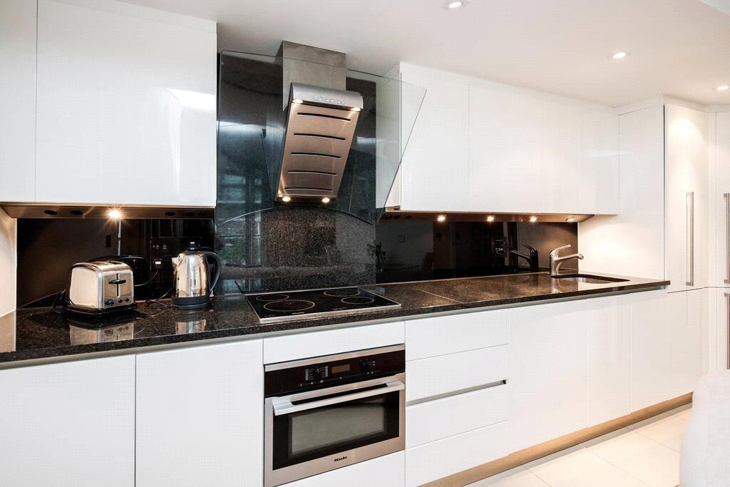 Property Image 3d7b9798-5efb-4cd4-80cd-d5ba716de569
