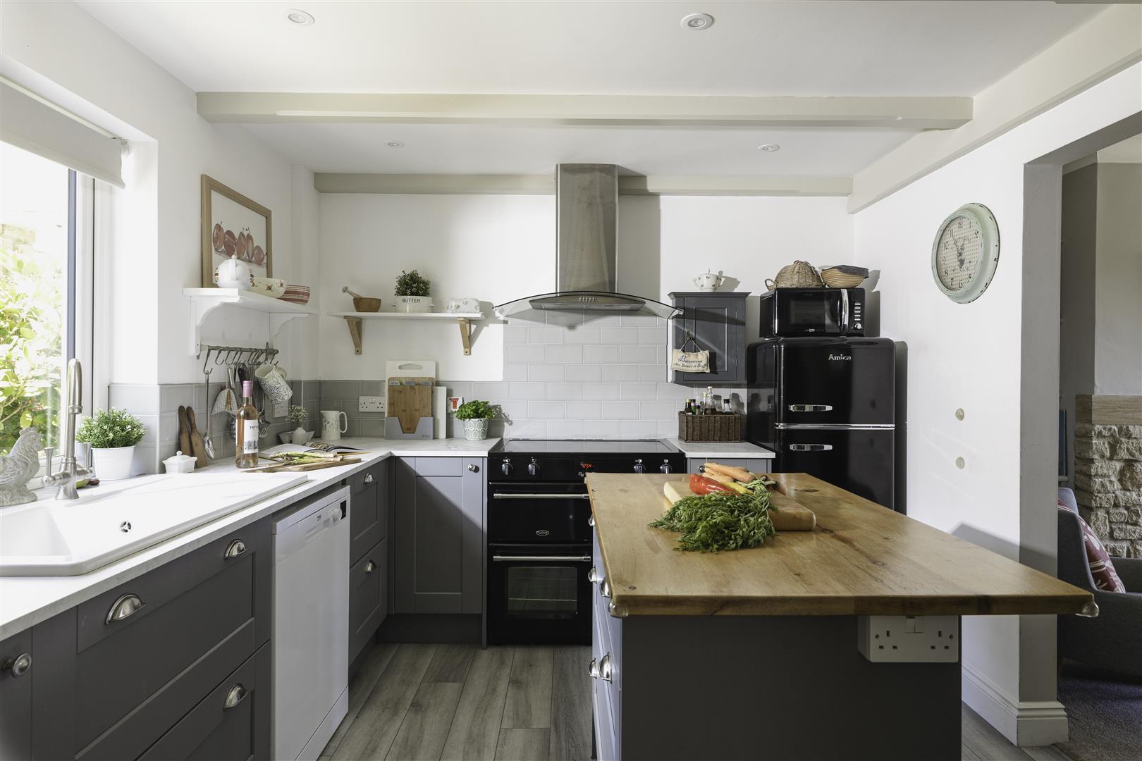 Property Image 3d81c4a4-772c-4f4a-8542-b7ecba35a17f