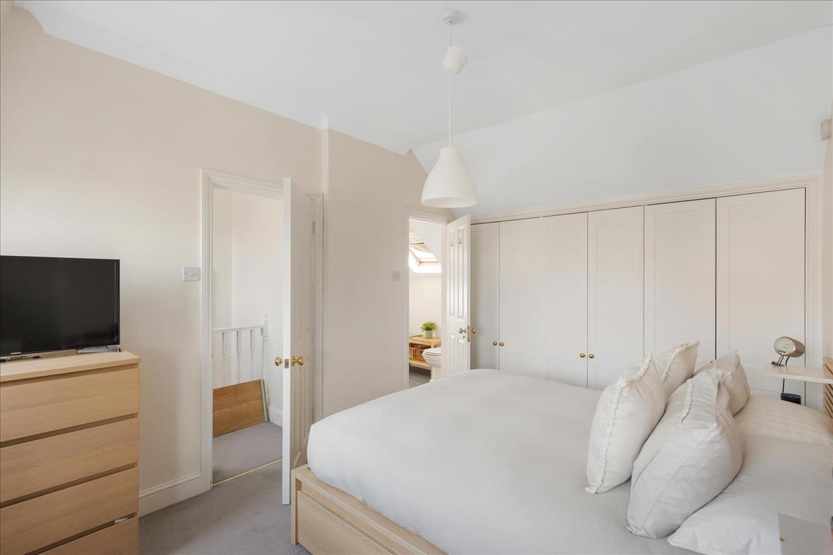 Property Image 3d8e985f-61ac-4e7a-b103-1cc80f71e41e