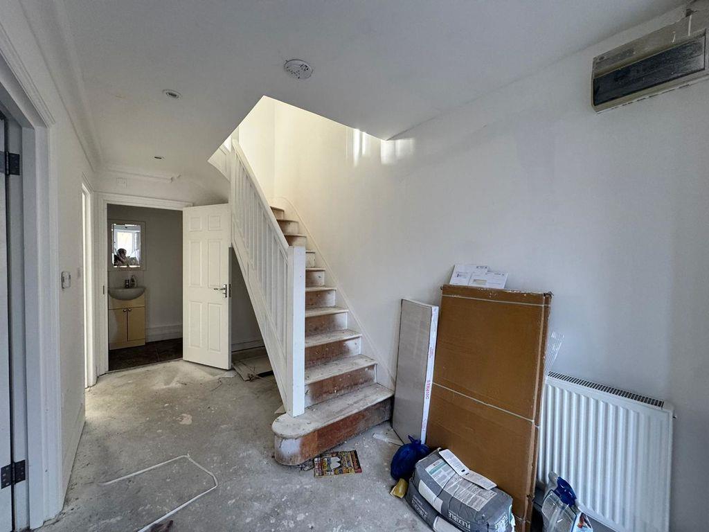 Property Image 3d946b18-5050-4641-b1c1-5cd013e33d3b