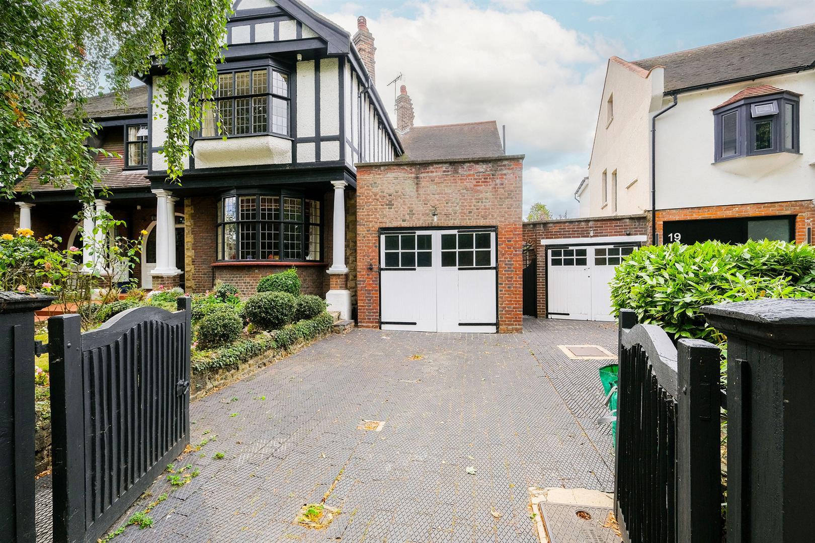 Property Image 3d95046b-f9fe-41e6-8d6c-634dedaf37ed