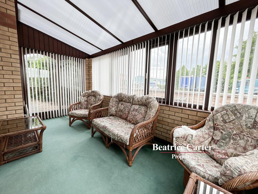 Property Image 3d96e0b4-e6ef-4655-925b-6fc4a16de3e9