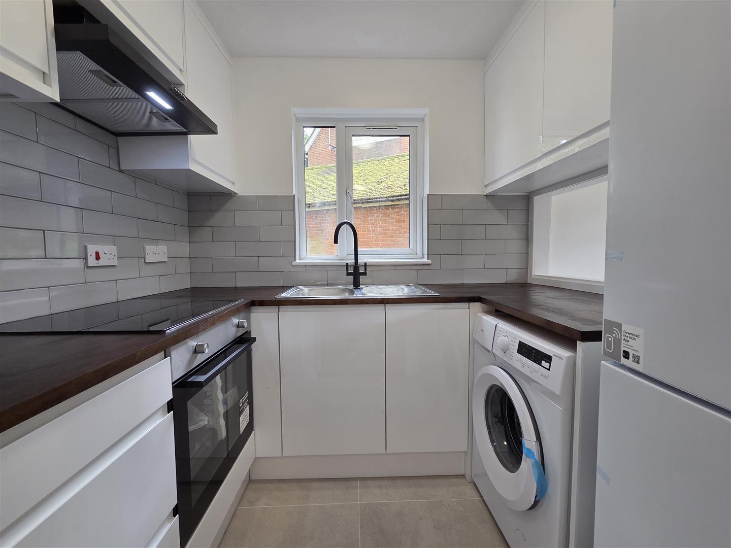 Property Image 3dbee351-2aad-4db6-ab7a-b4534344b987
