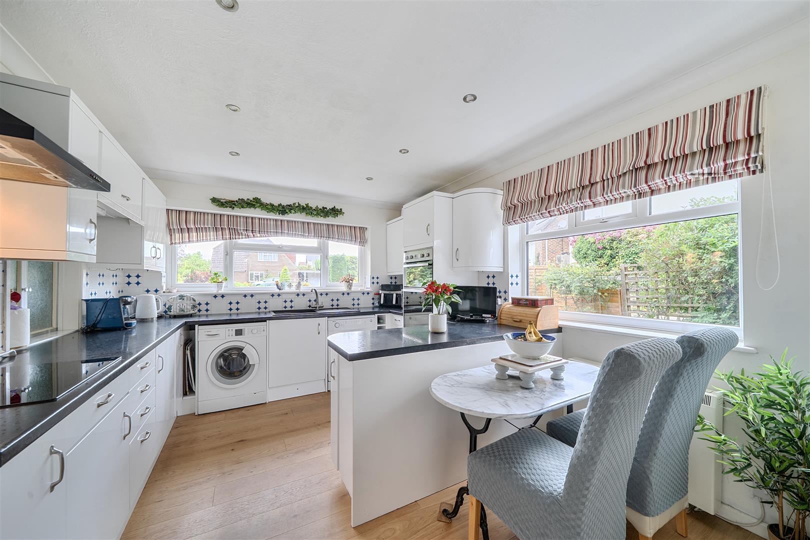 Property Image 3dbf69a8-b21b-42d0-8837-3732f6b193fa